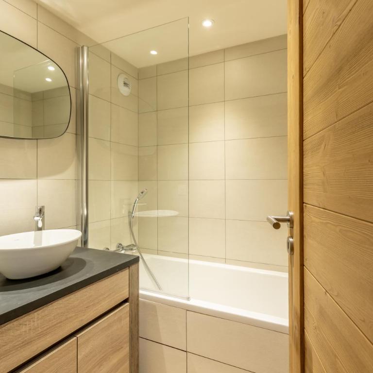 Les ARCS 1600 - SKI AUX PIEDS - MAGNIFIQUE DUPLEX 12 PERSONNES - Appartement - 21