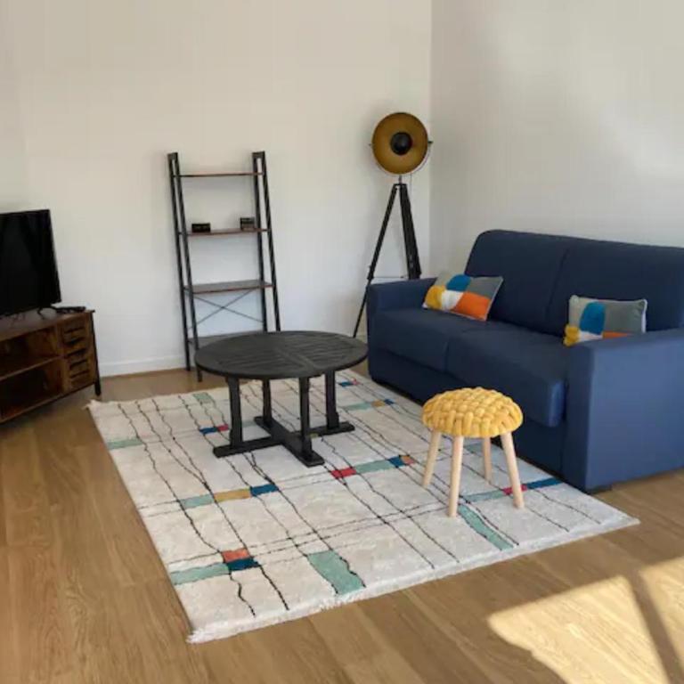 Centre-ville au calme grand T2 avec terrasse - Appartement 1 Chambre - 8