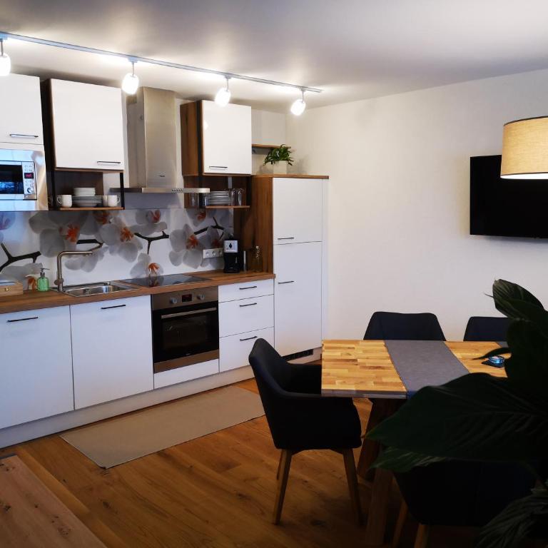 Ferienwohnungen BERGfeeling - Apartment mit 2 Schlafzimmern - 9