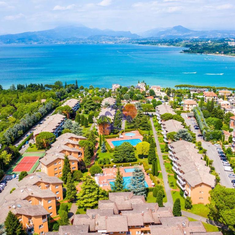 Panorama Apartment Peschiera - Appartamento con 2 Camere da Letto e Vista Lago - 10