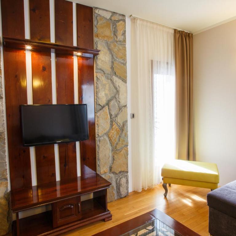 Vila Trag - Comfort One-Bedroom Apartment - 9