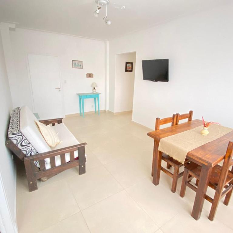 Morgan Beach - One-Bedroom Apartment - 11
