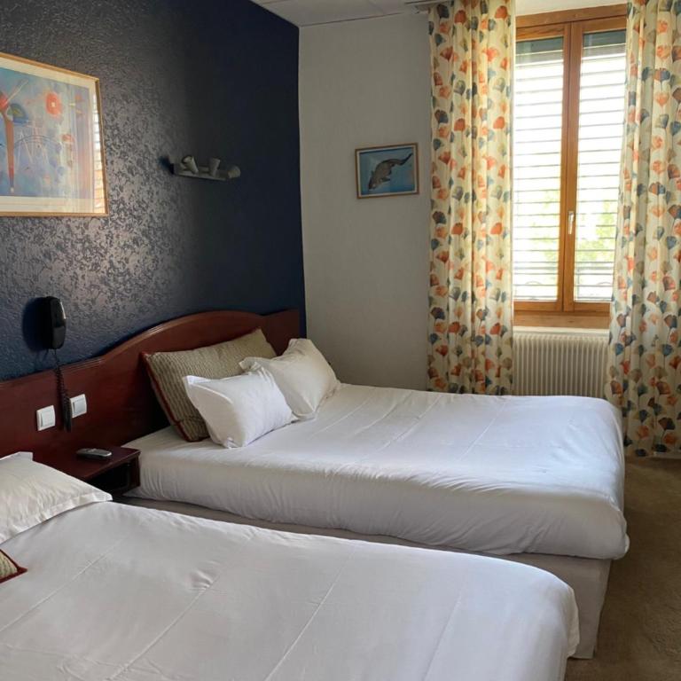 Grand Hotel De La Poste - Lyon Sud - Vienne - Chambre Quadruple - 1