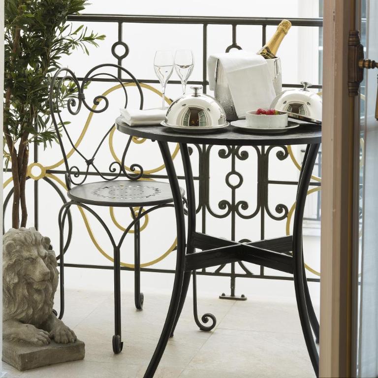 Hôtel Da Vinci & Spa - Superior Zimmer mit Balkon und Zugang zum Spa - 3