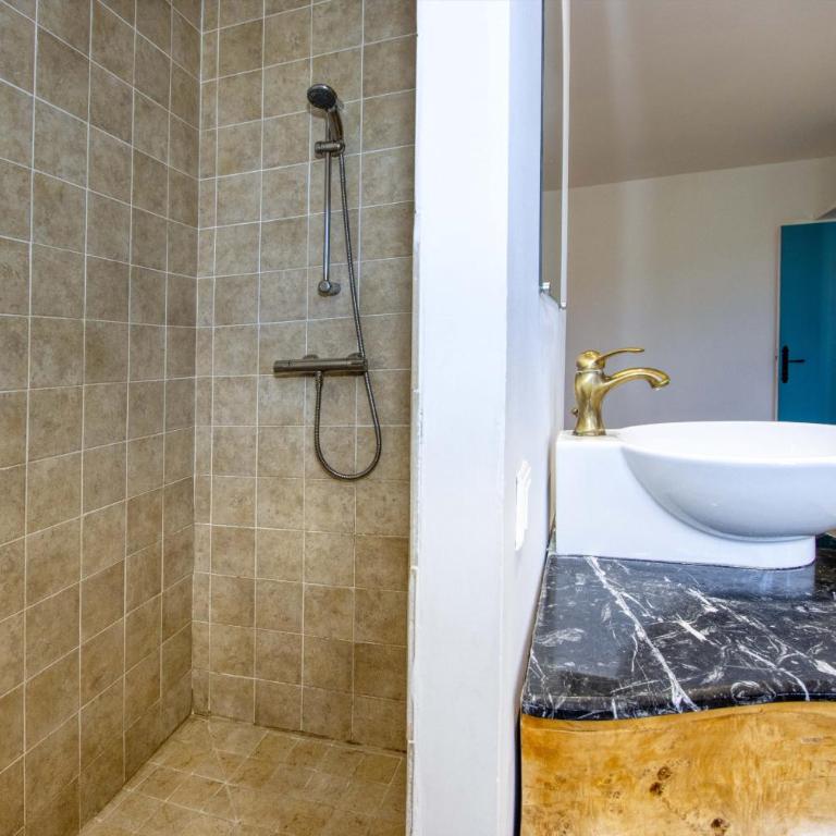 Galant Appartement en bord de mer avec terrasse - Appartement en Duplex - 15