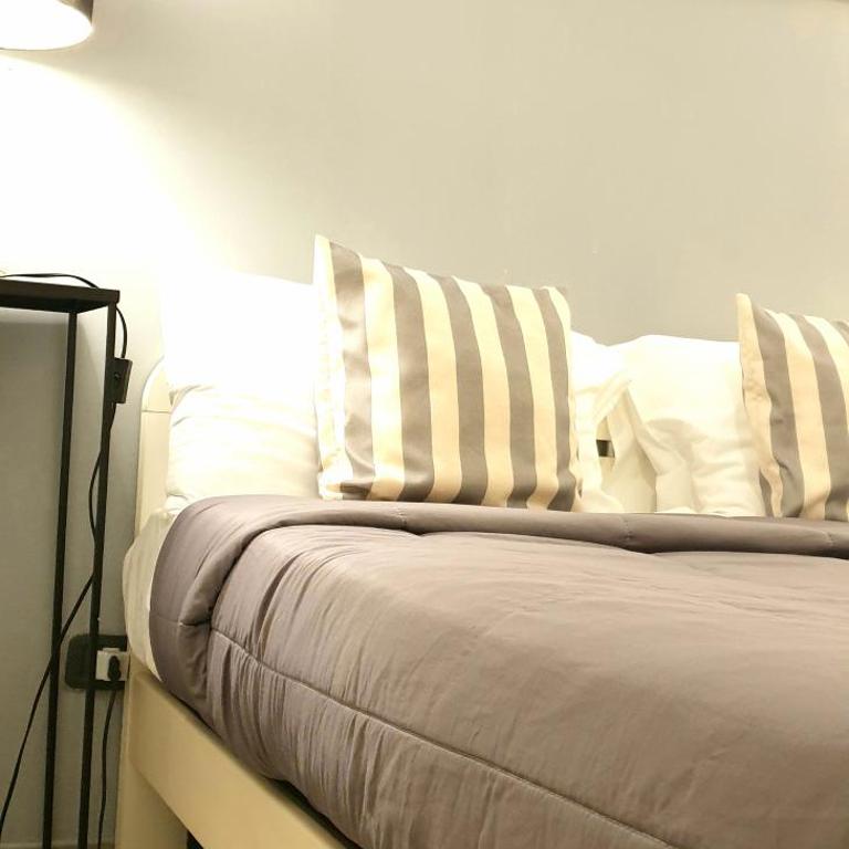 B&B Napoli Citta' - Camera Matrimoniale con Bagno Privato - 8