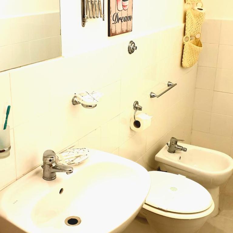 B&B Napoli Citta' - Camera Matrimoniale con Bagno Privato - 7