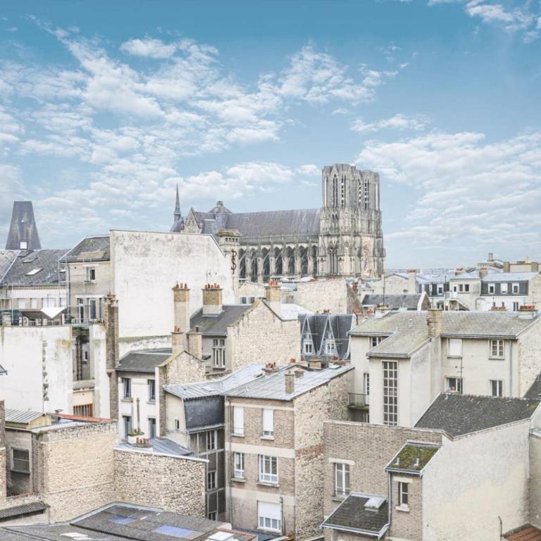 Spacieux proche Gare et Cathédrale - Appartement 1 Chambre - 19