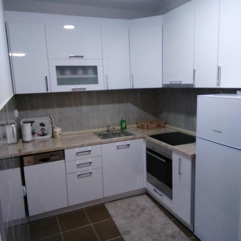 Stan na dan - One-Bedroom Apartment - 2