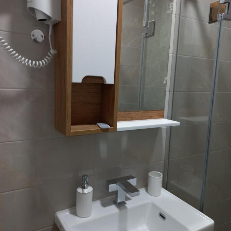 Studio Lola Jezero - Apartman sa 1 Spavaćom Sobom - 10