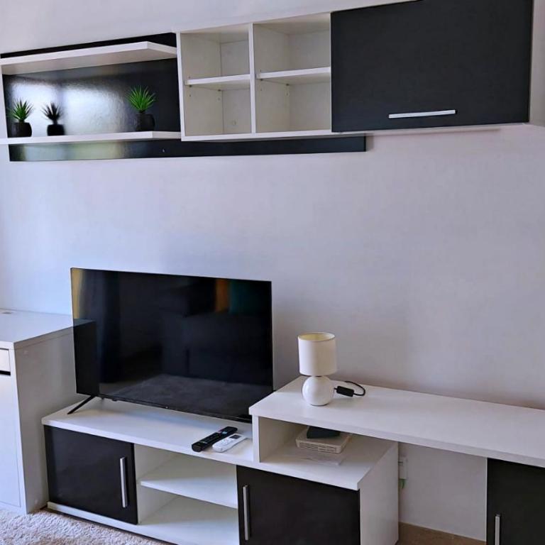 Cozy apartment overlooking Estepona's marina! - Apartamento de 1 dormitorio - 5
