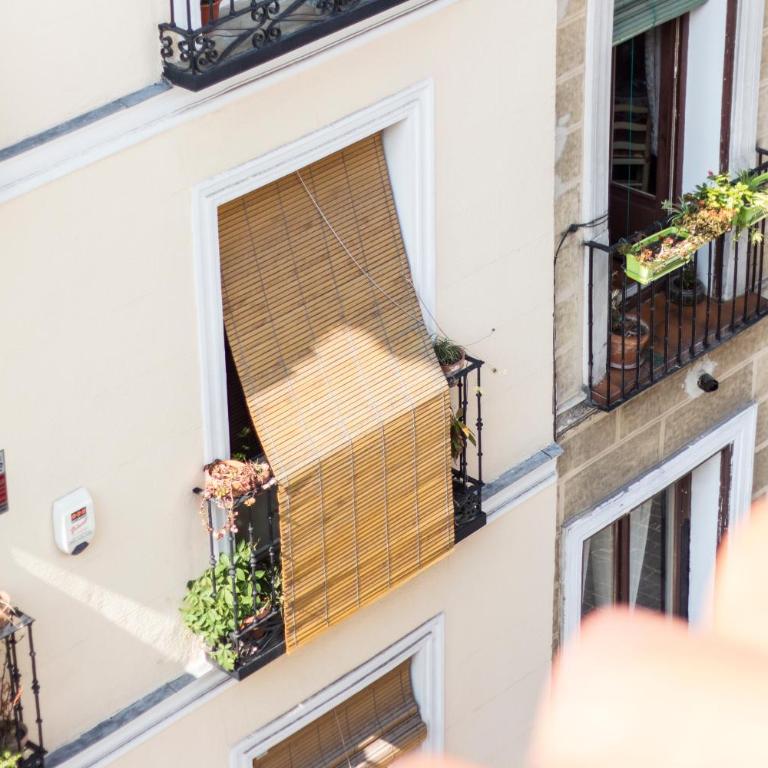 Homelike Huertas - One-Bedroom Apartment - 18