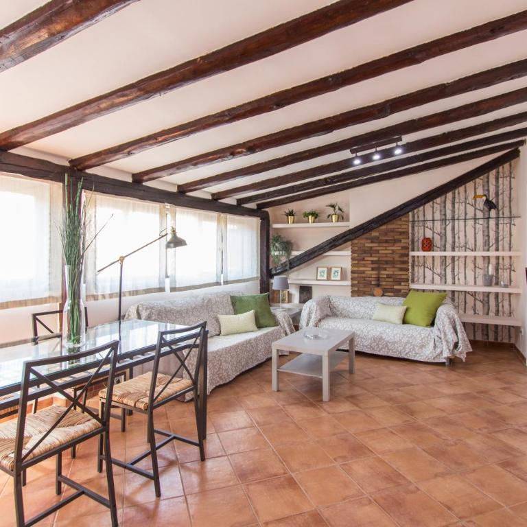 Homelike Huertas - One-Bedroom Apartment - 1