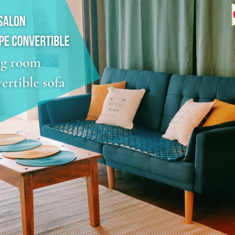 Grand Studio Azur - Idéal Couple en Escapade Vieil Antibes - Terrasse - Climatisation - WIFI HD - Plage Gravette & Gare SNCF 5min à pied - Port Vauban à pied - VIEILLE VILLE - Appartement 1 Chambre - 3