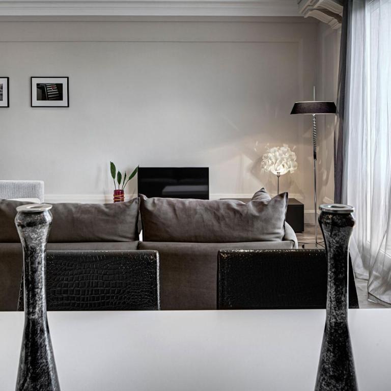 Habitat Apartments Paseo de Gracia - Superior Two-Bedroom Apartment with City View - 12