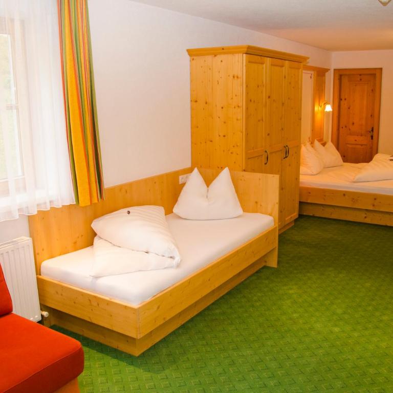 Hotel Garni Alpenblick - Dreibettzimmer - 2
