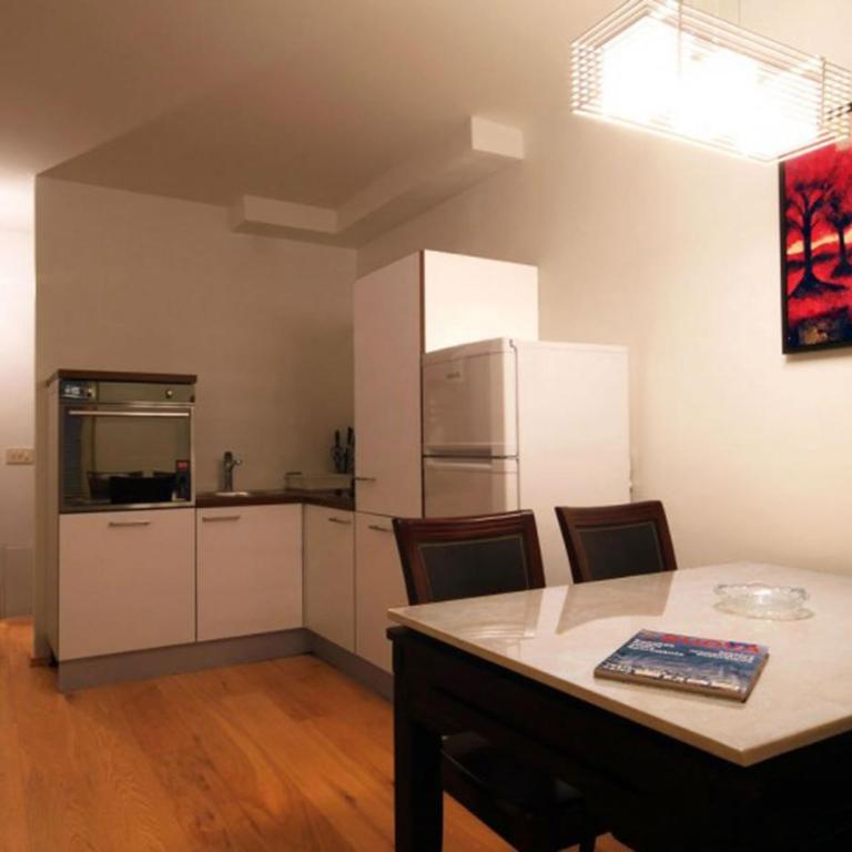 Spa Resort Luxury Apartments - One-Bedroom Apartment - 12