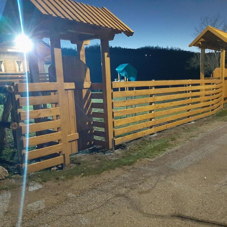 Wooden House Ripac - Two-Bedroom House - 34
