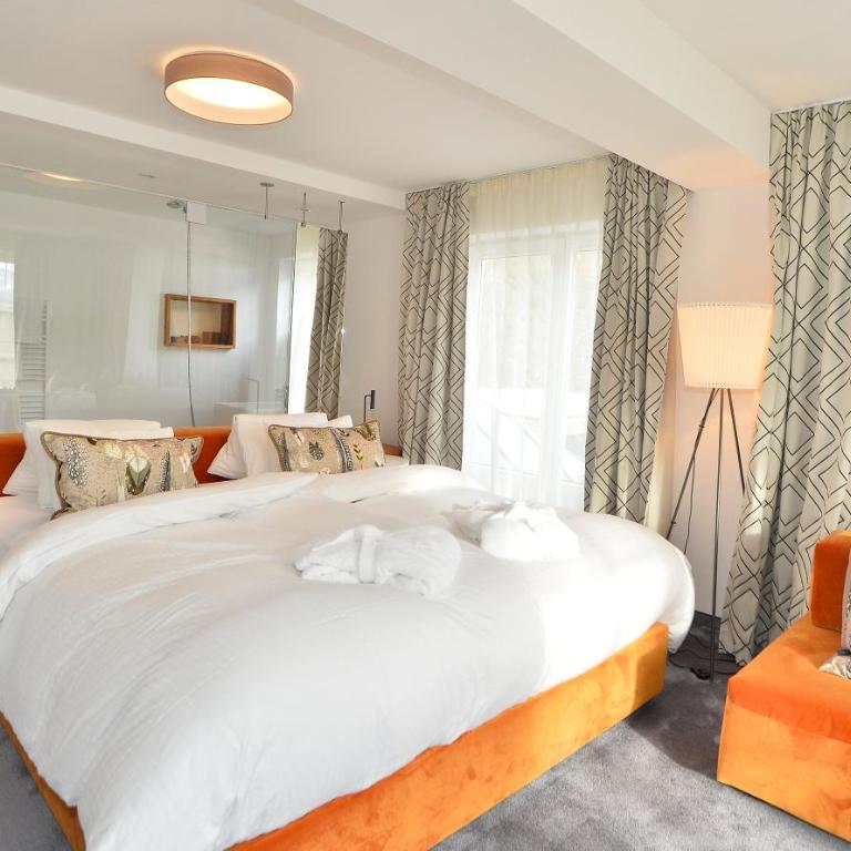 Hotel Christina - Suite - 15