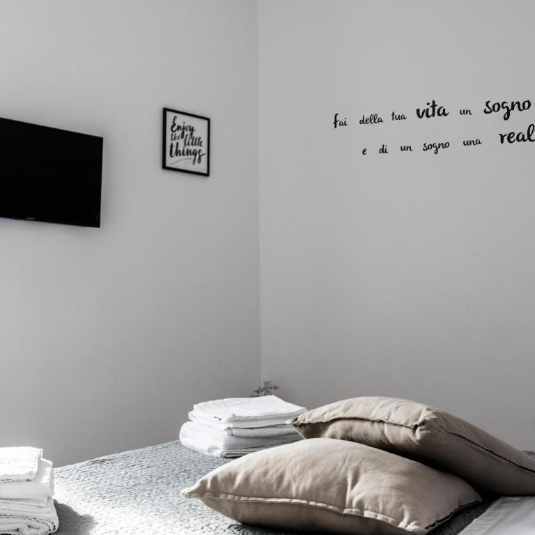 Aurora Luxury Rooms - Camera King Standard - 4