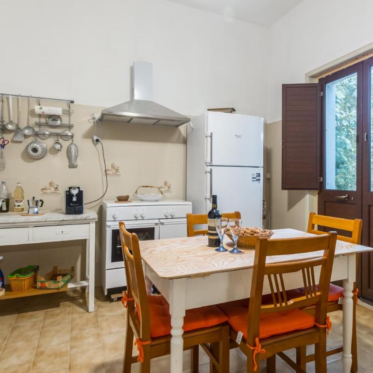 The Great Garden with pool, parking & wifi - Casa con 4 camere da letto - 38