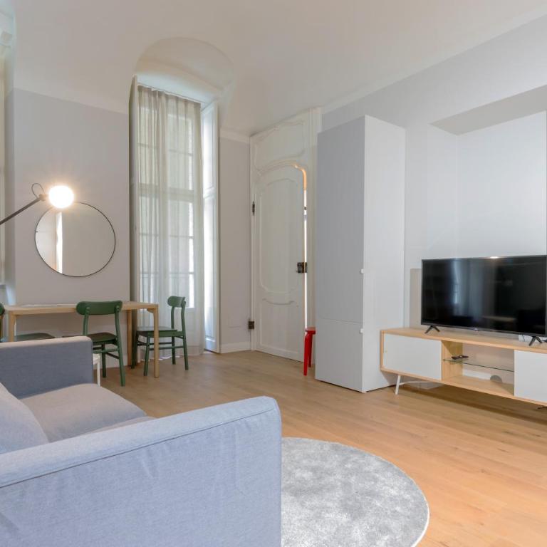Top Living Apartments - Torino Centro - One-Bedroom Apartment - 7
