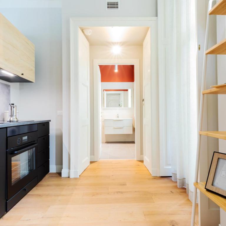 Top Living Apartments - Torino Centro - One-Bedroom Apartment - 11