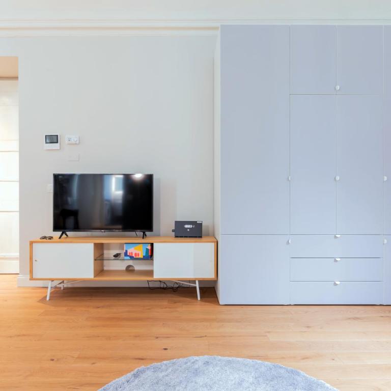 Top Living Apartments - Torino Centro - One-Bedroom Apartment - 4