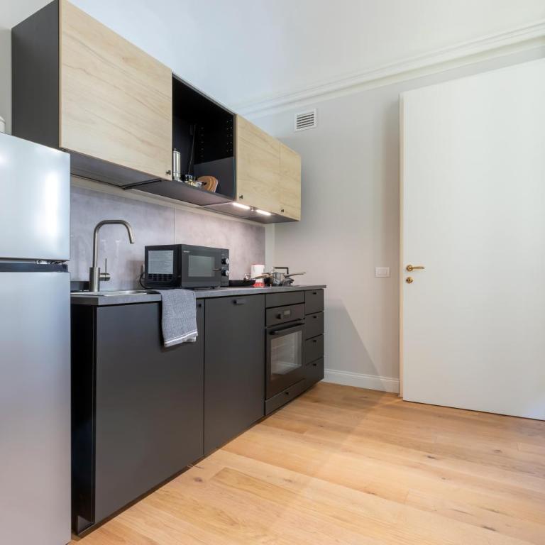 Top Living Apartments - Torino Centro - One-Bedroom Apartment - 13