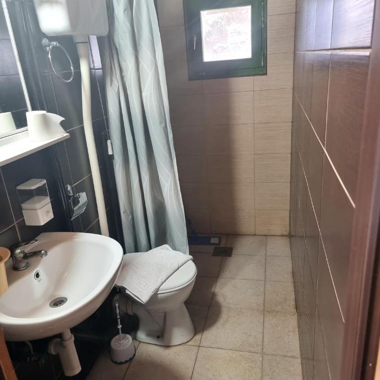 Mala koliba Dolina mira - One-Bedroom Apartment - 10