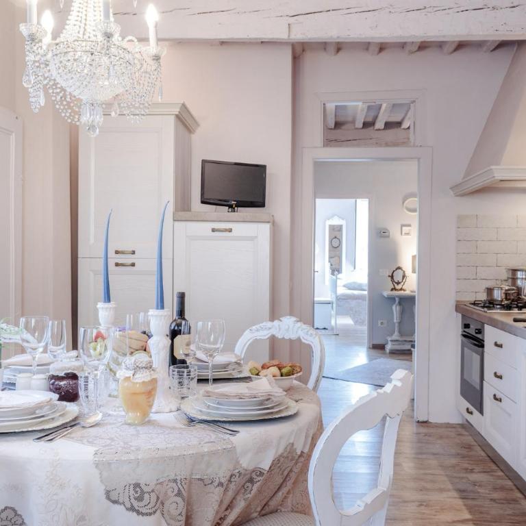 Casa Monique, A Smart Designed Sweet Air Conditioned Apartment Inside the Walls of Lucca - Appartamento con 1 Camera da Letto - 2