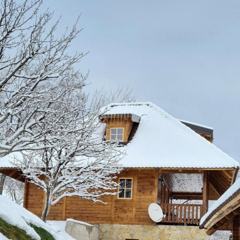 Rankovi konaci - Three-Bedroom House - 7