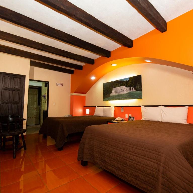Hotel Catedral - Double Room with Two Double Beds - 9