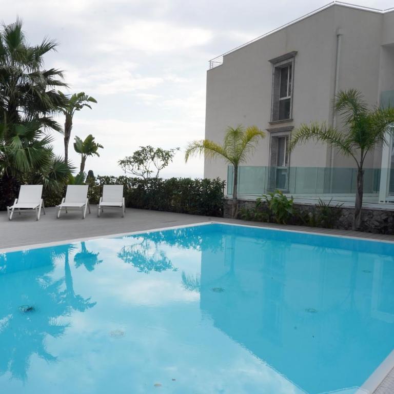Minerva Apartment Azuria & Tulipan Apartment by Taormina Holidays - Three-Bedroom Apartment - 18