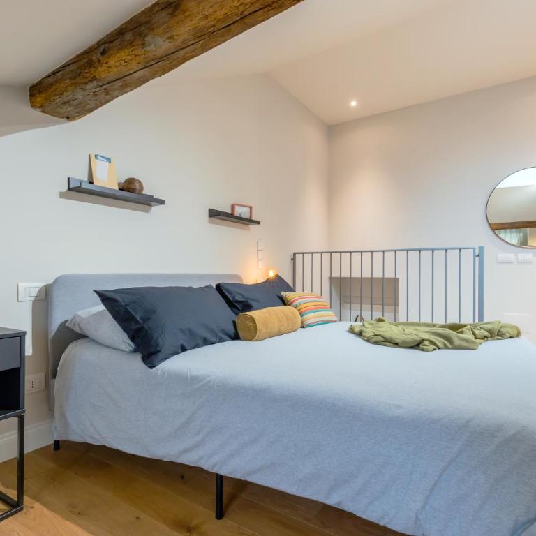 Top Living Apartments - Torino Centro - One-Bedroom Apartment - 4
