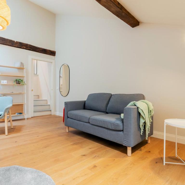 Top Living Apartments - Torino Centro - One-Bedroom Apartment - 8