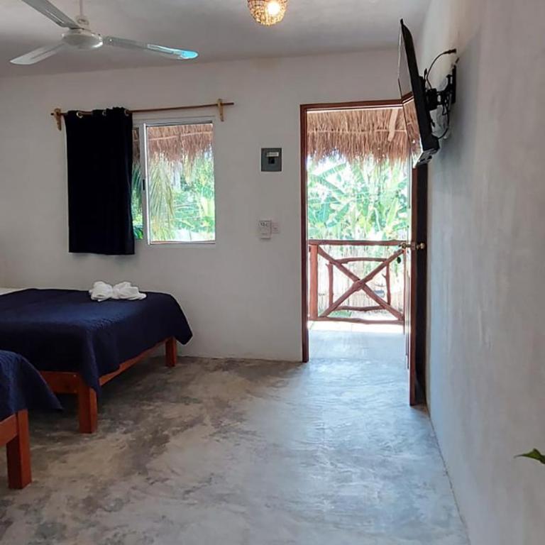 Hotel Xa´an Bacalar - Triple Room with Private Bathroom - 8