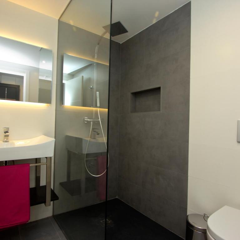 InmoSantos Apartaments Nuria - Apartamento de 2 dormitorios - 13