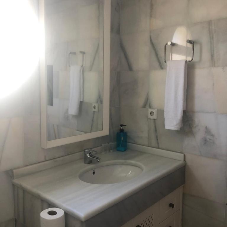 Villa Bonita By Torremolinos on-line - Habitación Doble con baño compartido - 1