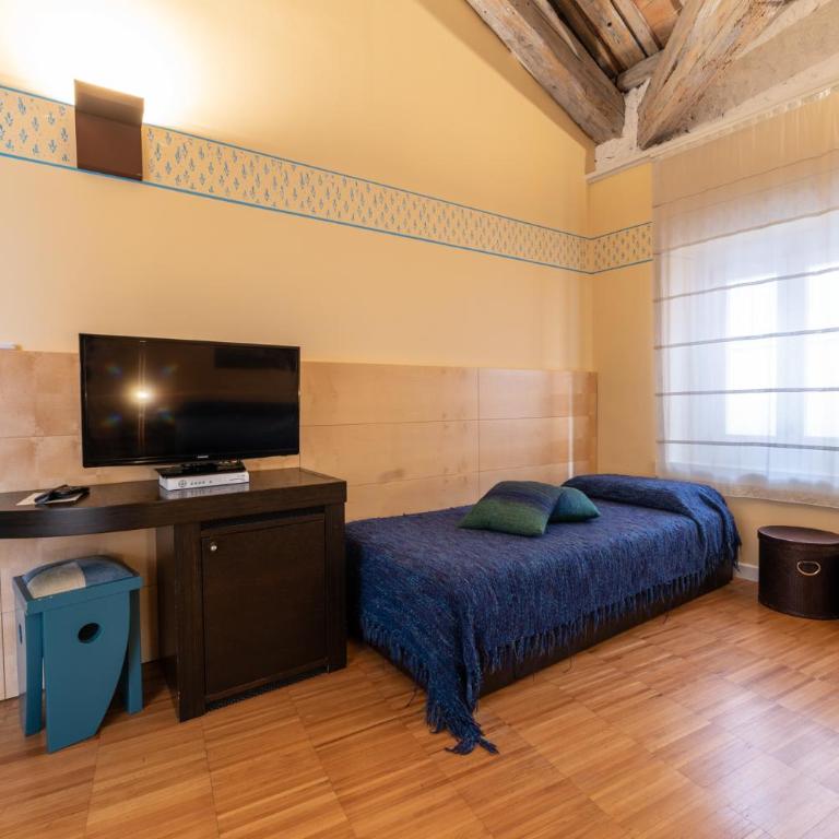 Hotel Suite Inn - Camera Tripla Comfort con Doccia - 4