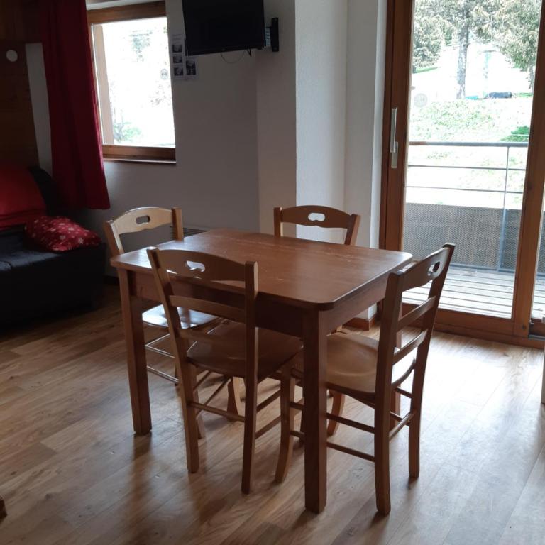 Chamrousse 1700 - Les Domaines de LArselle -Droseras E23 - Au pied des pistes - Appartement 1 Chambre - 1
