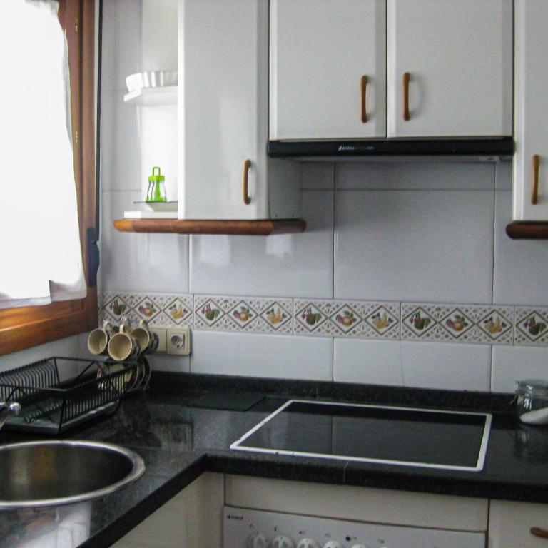 Las Palmeras - One-Bedroom Apartment - 8