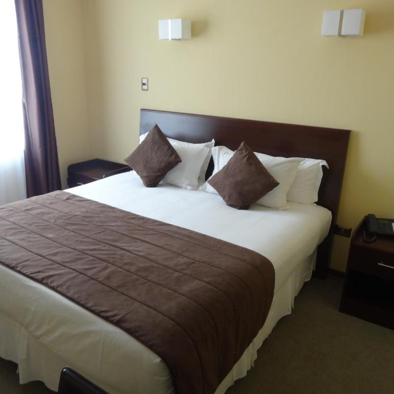 Hotel Costa Pacifico - Express - Habitación Deluxe con cama extragrande - 4