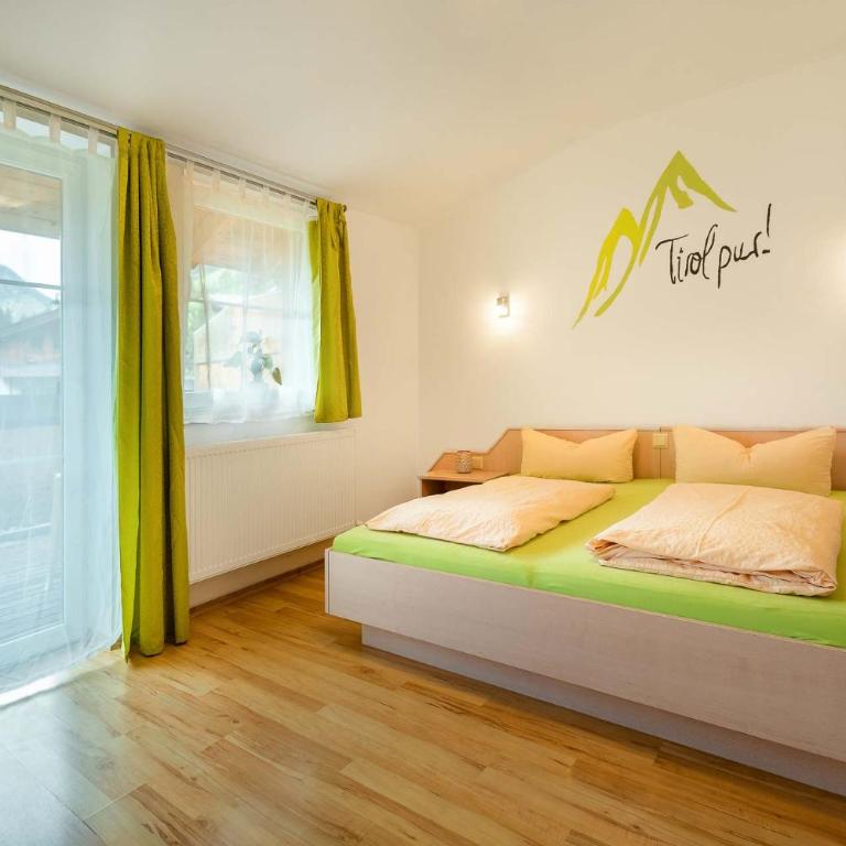 Aparthotel Hummerau - Standard Doppelzimmer mit Terrasse - 4