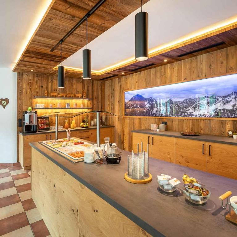 Aparthotel Hummerau - Standard Doppelzimmer mit Terrasse - 6