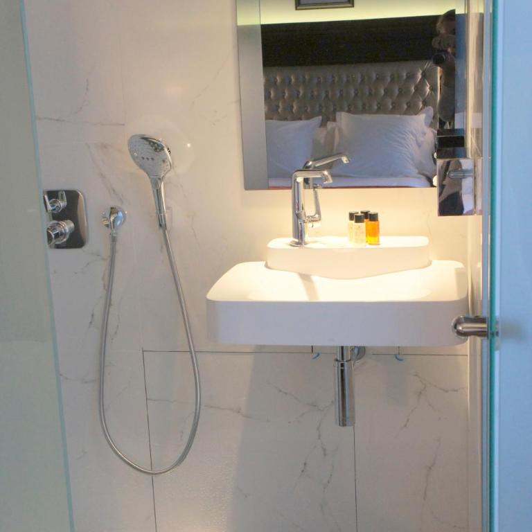 Tonic Hotel Saint Germain des Prés - Chambre Double Classique avec Douche - 6