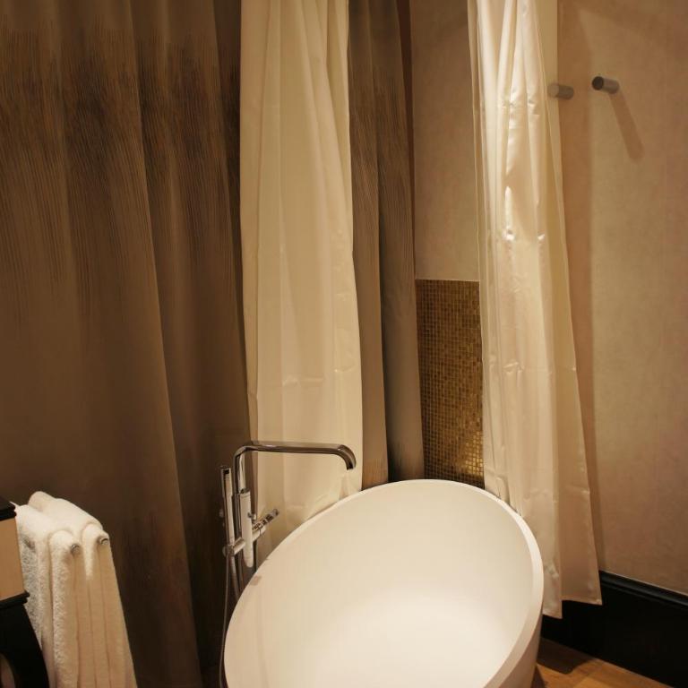 Tonic Hotel Saint Germain des Prés - Chambre Double Supérieure - 9