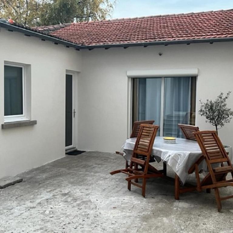 Un havre de paix en plein coeur de ville près Chu - Appartement - Rez-de-Chaussée - 1