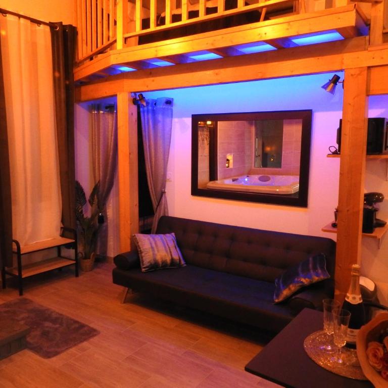 Love room "Nuit Blanche" - spa - Apartment mit 1 Schlafzimmer - 2