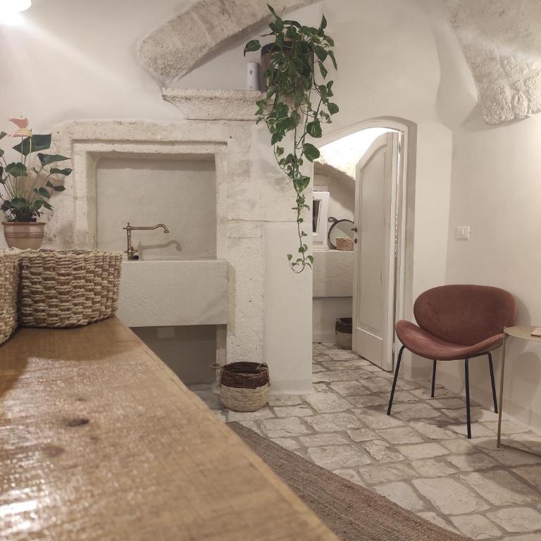 Caterina's Suites & Apartament - Camera Matrimoniale Deluxe con Doccia - 1